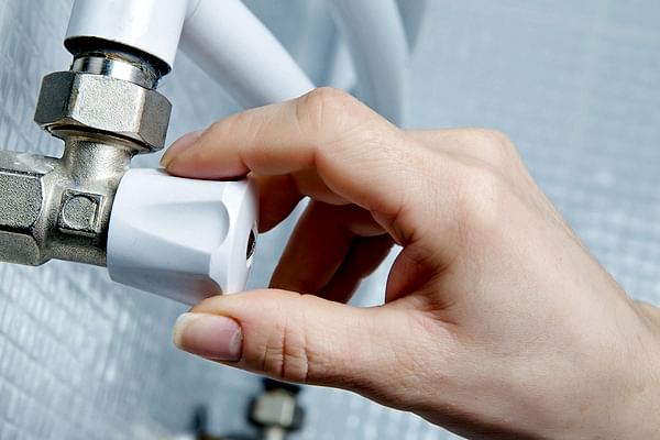 water valve turning