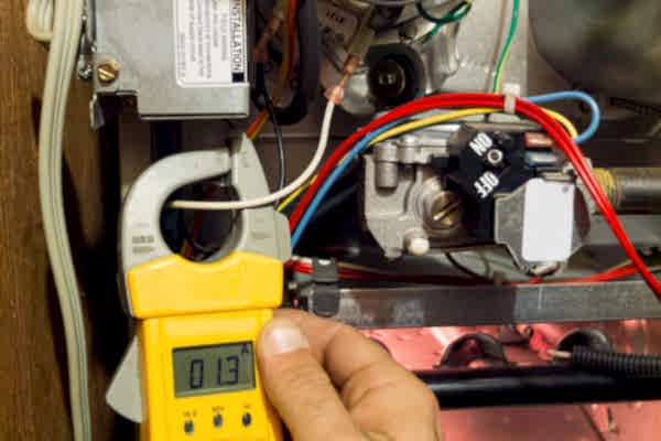 Plumbing technicians can help make heating repairs