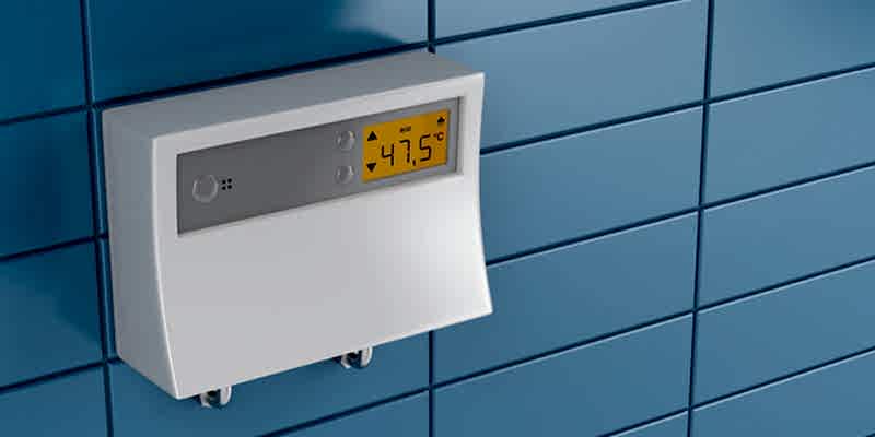 Tankless water heater thermostat